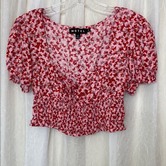 Women's Raquel Crop Top in Ditsy Butterfly Pink Red Puff Sleeve Size M - Picture 5 of 12